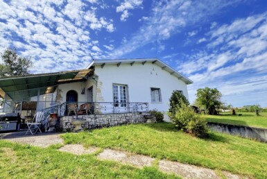 Maison d'habitation à Gensac 33890